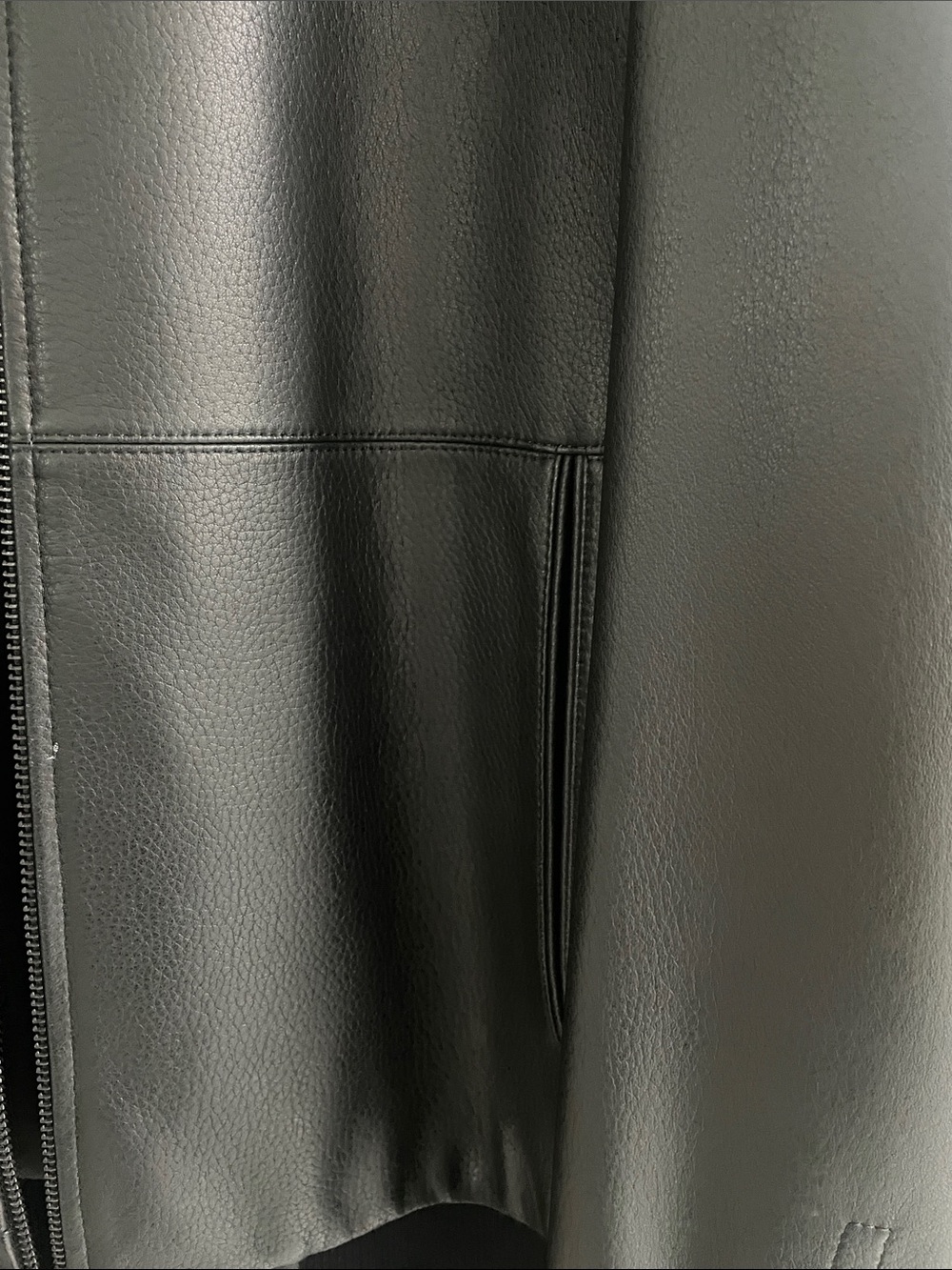 Men's Black Leather Bomber Jacket - Picture 4 of 5